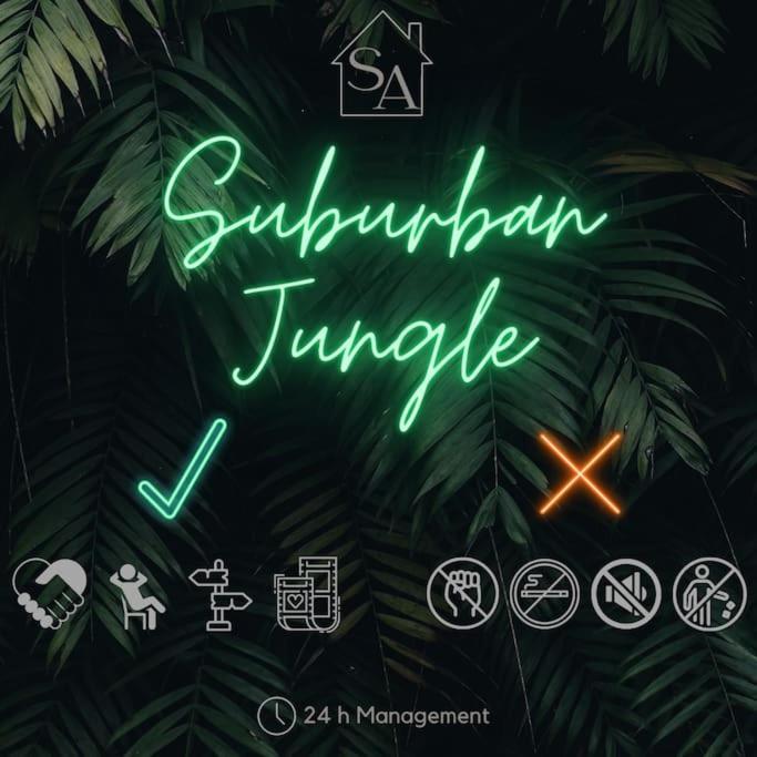 Suburban Jungle Apartment Бохум Екстериор снимка